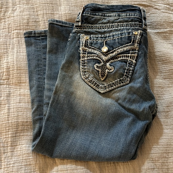 *****SOLD****Rock Revival Capri. - Picture 4 of 4